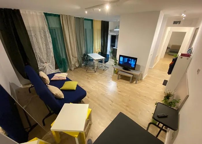 109-7 With Roof View Апартаменти