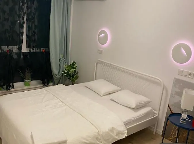 109-7 With Roof View