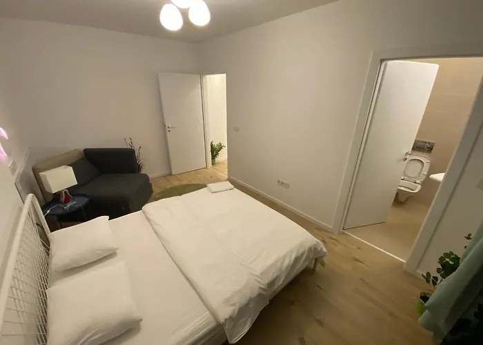 109-7 With Roof View *