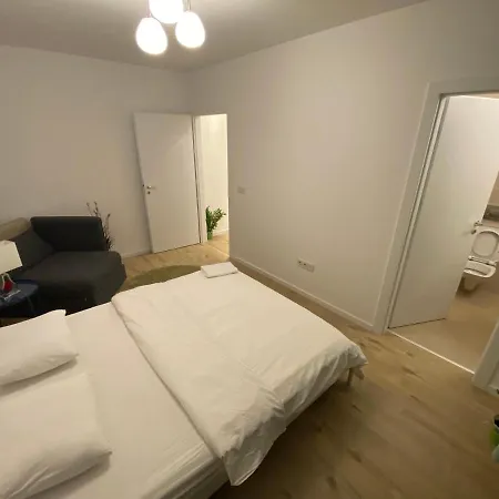 109-7 With Roof View *